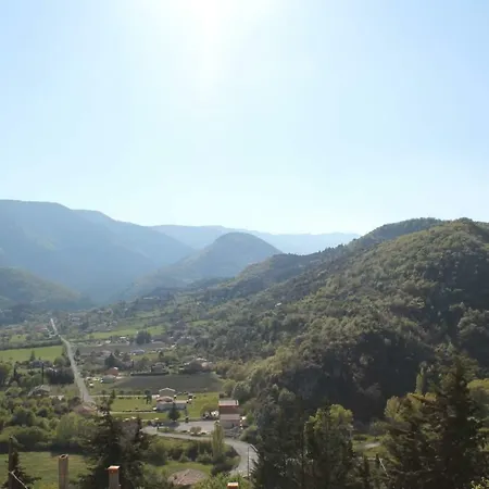 Les Calades Du Ventoux * Montbrun-les-Bains